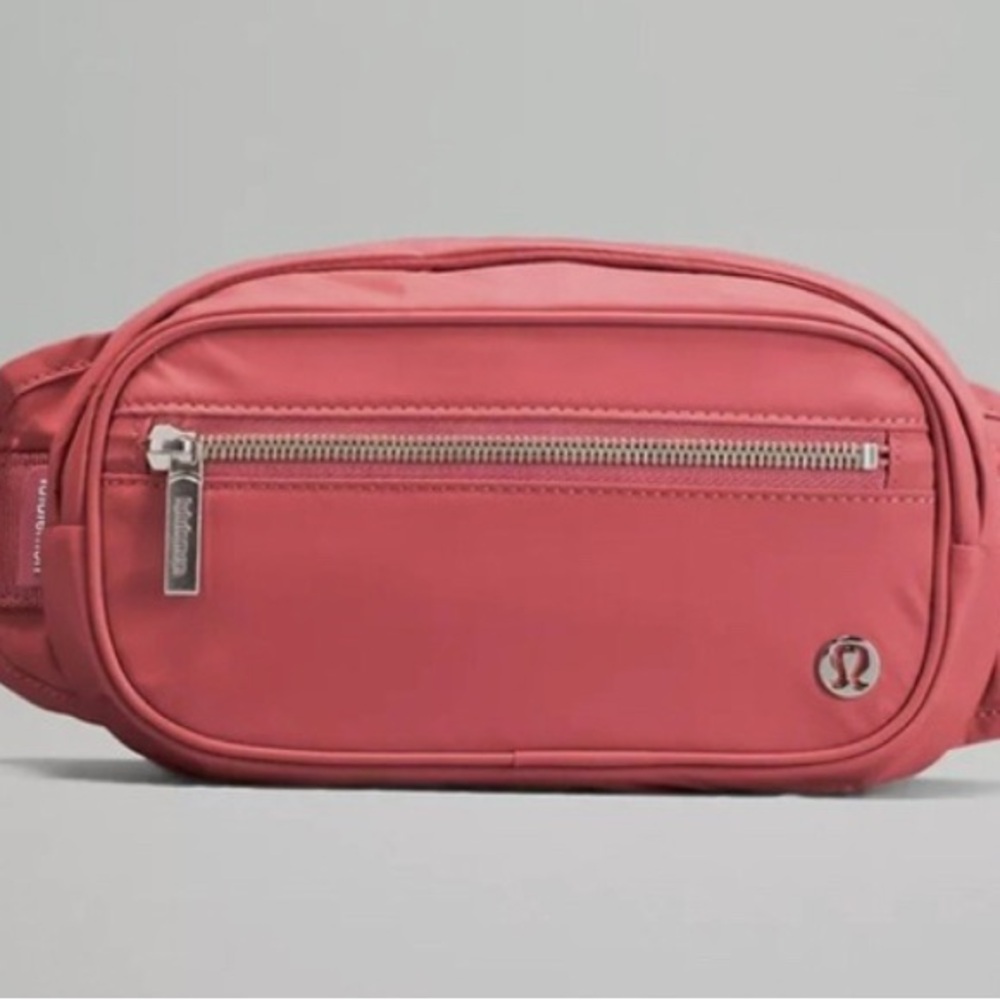 lululemon athletica belt bag Crossbody Bag 1.5L